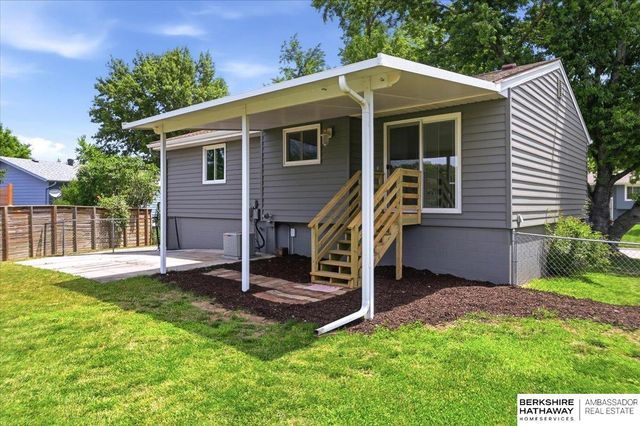 6204 S 140th Avenue, Omaha, NE 68137