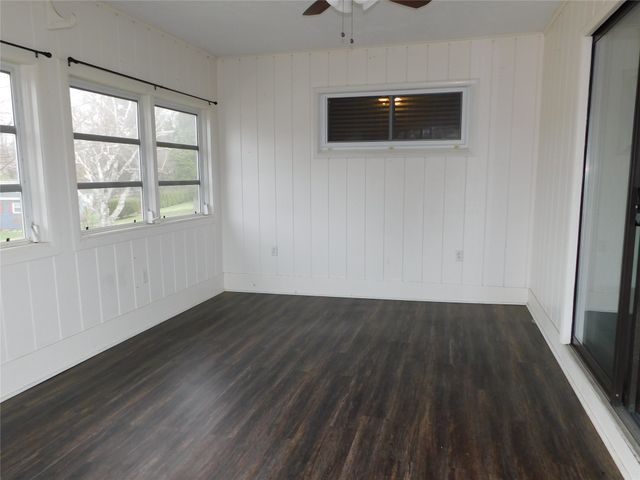 10996 SUNSET Drive, North East, PA 16428