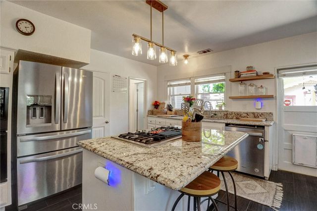 551 E Columbia, Pomona, CA 91767