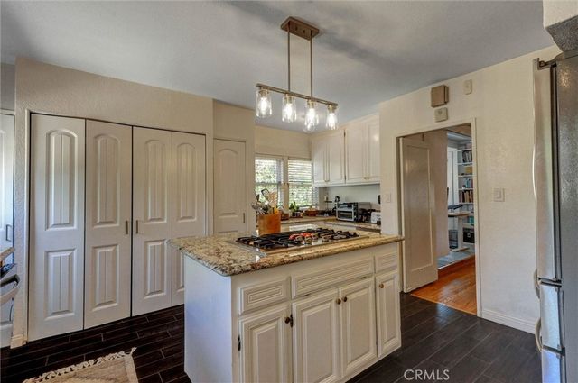 551 E Columbia, Pomona, CA 91767