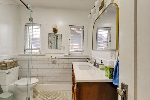 551 E Columbia, Pomona, CA 91767
