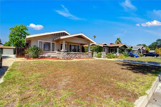 551 E Columbia, Pomona, CA 91767