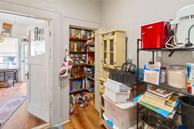 1594 W 4th Avenue, Corsicana, TX 75110