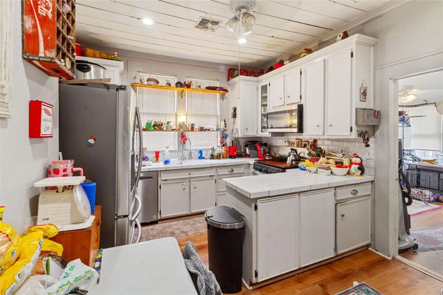 1594 W 4th Avenue, Corsicana, TX 75110