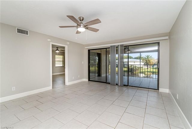 135 Cypress WAY E # H, Naples, FL 34110