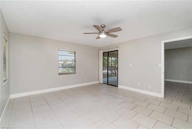 135 Cypress WAY E # H, Naples, FL 34110