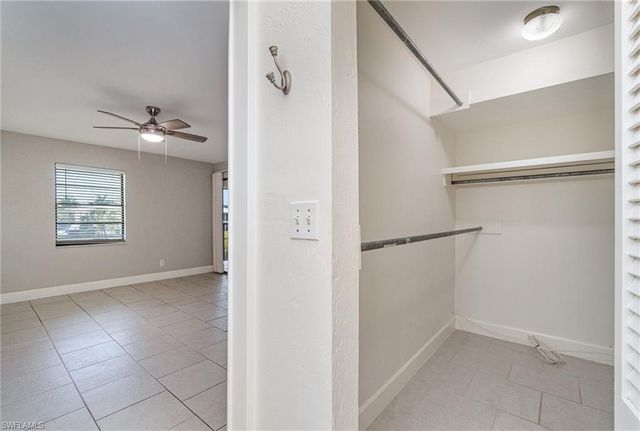 135 Cypress WAY E # H, Naples, FL 34110