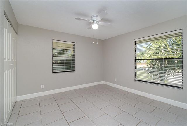 135 Cypress WAY E # H, Naples, FL 34110