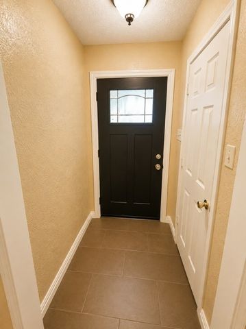 216 Monica Street, Glenn Heights, TX 75154