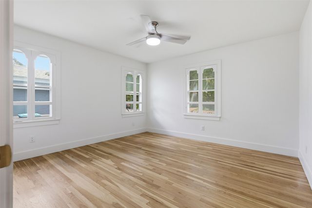 4120 Lanark Avenue, Fort Worth, TX 76109