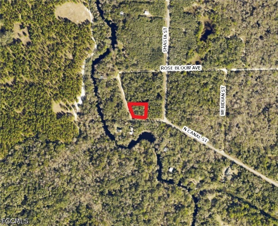 7478 N Canal ST, Webster, FL 33597