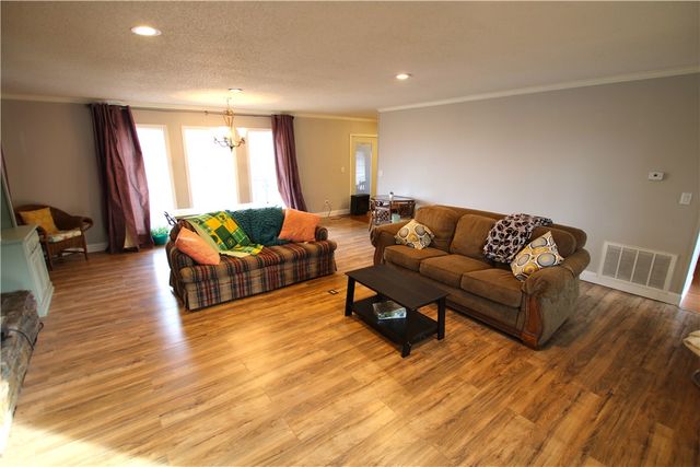 12598 Lodge Drive, Garfield, AR 72732