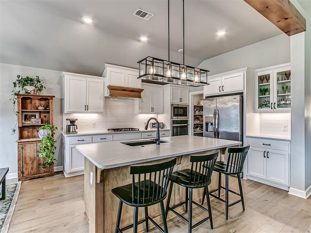 16000 Buffalo Drive, Oklahoma City, OK 73170