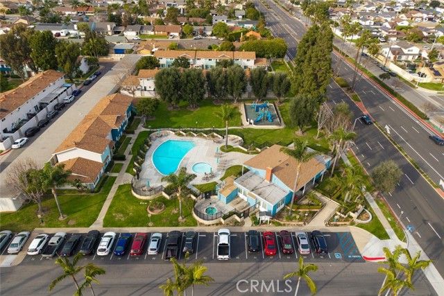 19880 Berkshire, Huntington Beach, CA 92646