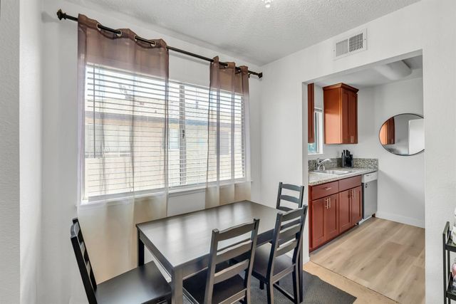 9059 Pinata Way #4, Sacramento, CA 95826