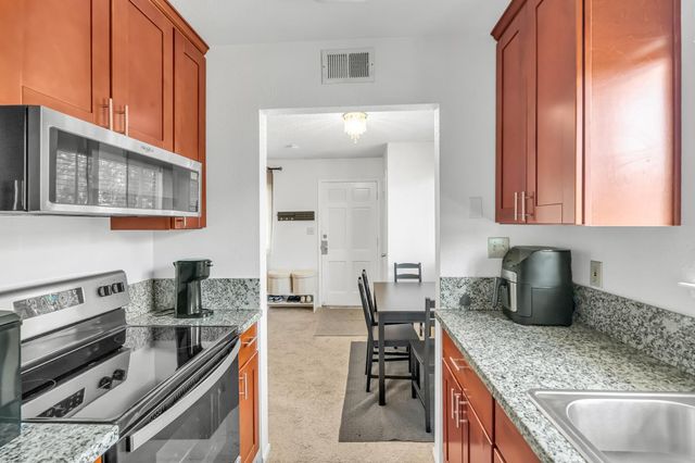 9059 Pinata Way #4, Sacramento, CA 95826