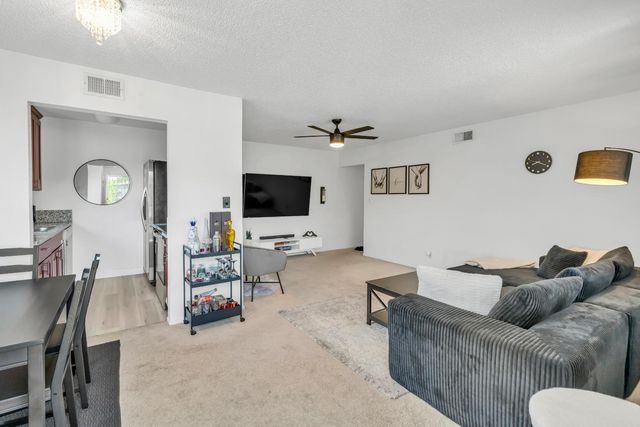 9059 Pinata Way #4, Sacramento, CA 95826
