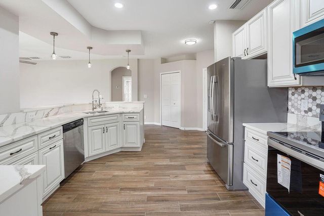 942 SW IDOL Avenue, Port St. Lucie, FL 34953