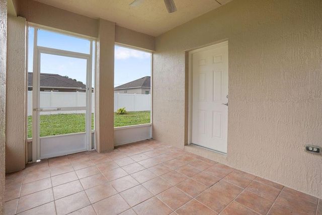 942 SW IDOL Avenue, Port St. Lucie, FL 34953