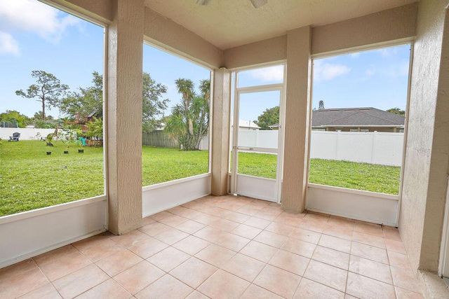 942 SW IDOL Avenue, Port St. Lucie, FL 34953