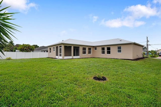 942 SW IDOL Avenue, Port St. Lucie, FL 34953