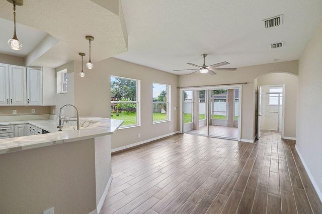 942 SW IDOL Avenue, Port St. Lucie, FL 34953