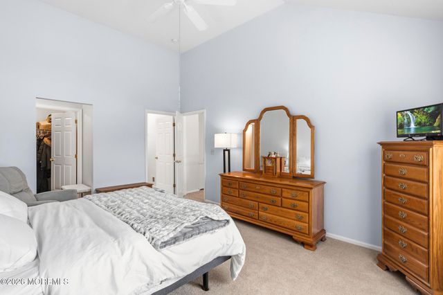 981 Feathertree Drive, Toms River, NJ 08753