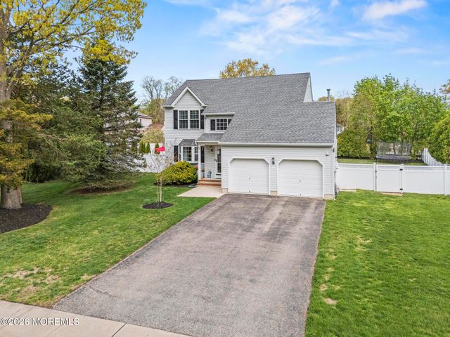 981 Feathertree Drive, Toms River, NJ 08753