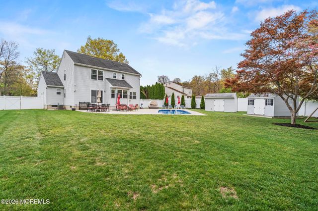 981 Feathertree Drive, Toms River, NJ 08753