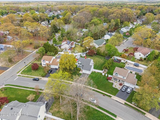 981 Feathertree Drive, Toms River, NJ 08753