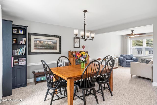 981 Feathertree Drive, Toms River, NJ 08753