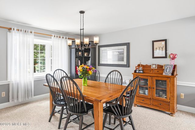 981 Feathertree Drive, Toms River, NJ 08753