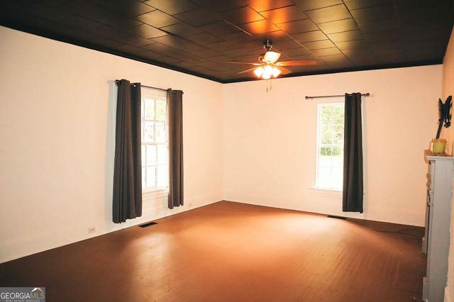 101 Harvey Street, Dexter, GA 31019
