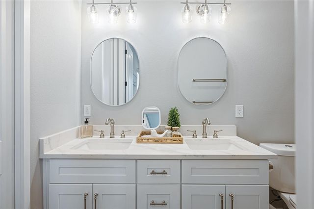 821 Casa Drive, Crystal Beach, TX 77650