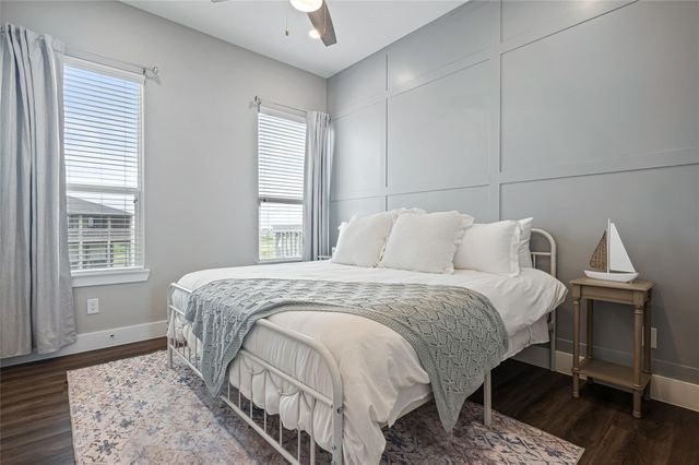 821 Casa Drive, Crystal Beach, TX 77650