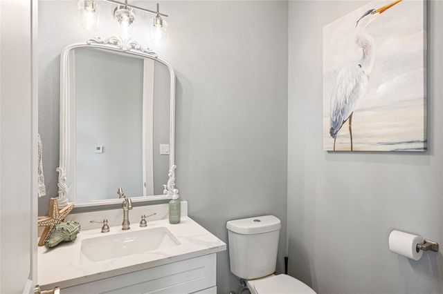 821 Casa Drive, Crystal Beach, TX 77650