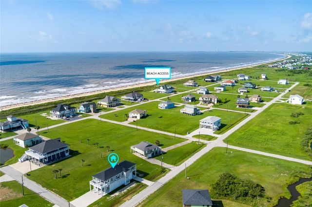 821 Casa Drive, Crystal Beach, TX 77650