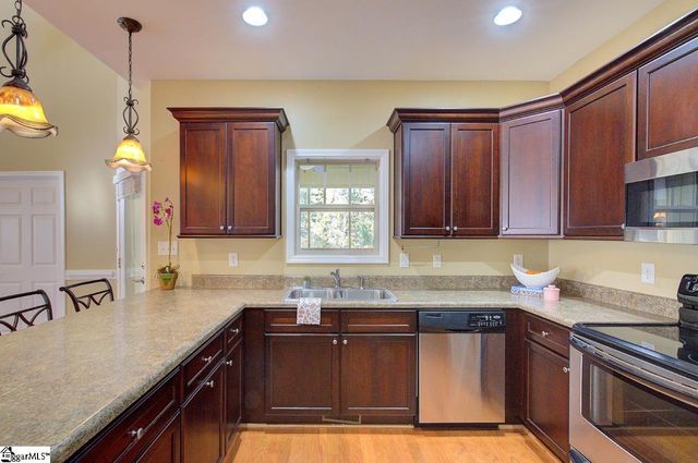 7 Shady Hollow Lane, Greer, SC 29651