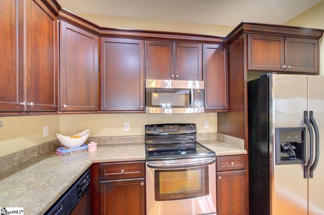 7 Shady Hollow Lane, Greer, SC 29651