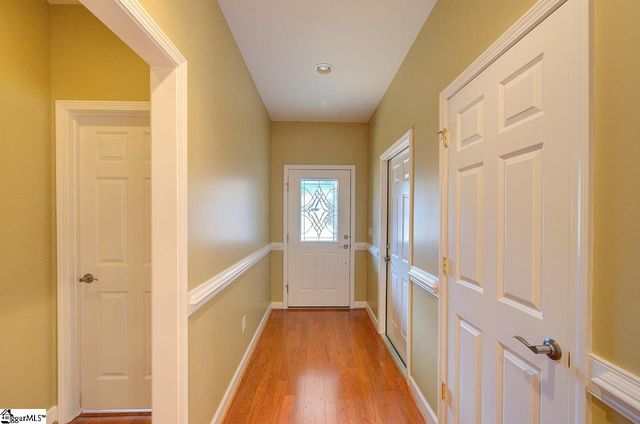 7 Shady Hollow Lane, Greer, SC 29651