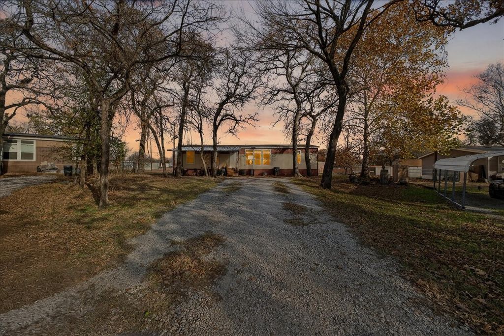 1424 Quail Court, Pelican Bay, TX 76020