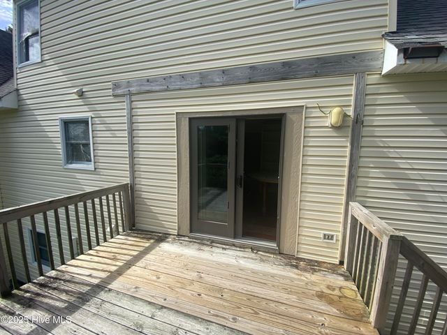 120 Perkins Lane, Coinjock, NC 27923