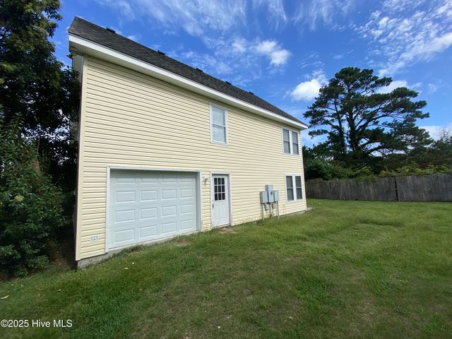 120 Perkins Lane, Coinjock, NC 27923