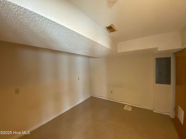 120 Perkins Lane, Coinjock, NC 27923