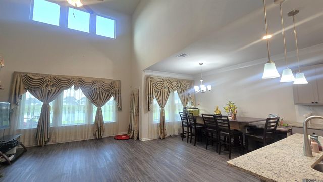 4639 Grenache Dr, Baton Rouge, LA 70817