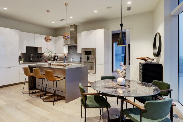 4521 San Felipe Street 1804, Houston, TX 77027