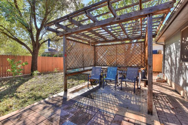 1503 Barcus DR, Georgetown, TX 78626