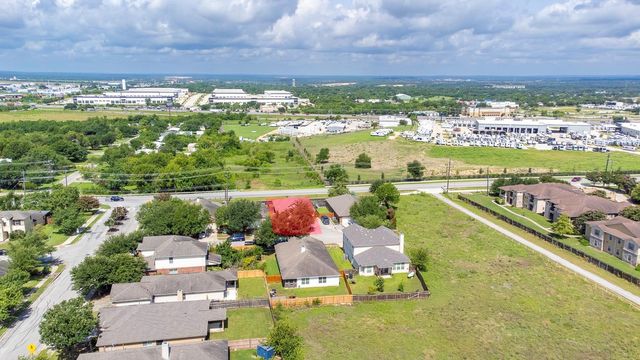 1970 Intrepid DR, Buda, TX 78610
