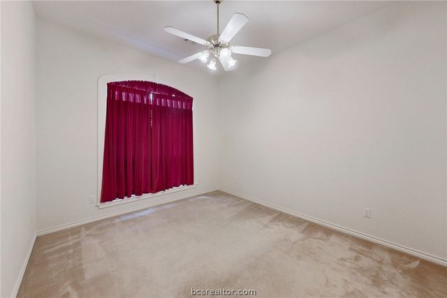 4603 Colonial Circle, College Station, TX 77845