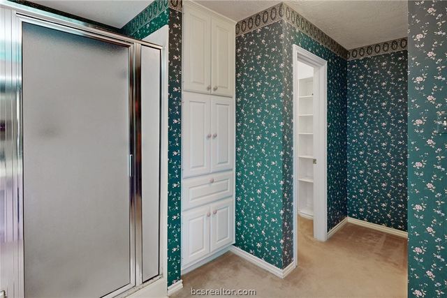 4603 Colonial Circle, College Station, TX 77845
